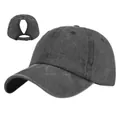 Vue détaillée de la casquette délavée avec découpe pour queue de cheval haute - Réglable / Noir
