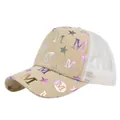 Cappellino trucker beige con stampa M cangiante e retro in rete bianca traspirante - Regolabile (54-59cm) / Cachi