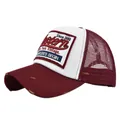 Cappellino trucker vintage bordeaux con pannello bianco e toppa ricamata Western - Regolabile da 54-60 cm / Borgogna