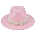 Détail d'un chapeau fedora en laine rose clair avec bordure de perles multicouches - M (56-58cm) / Rose