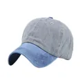 Détail macro de la casquette vintage en coton délavé gris et bleu avec coutures et texture - Réglable 54-59 / Bleu Marine et Gris