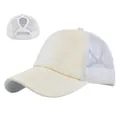 Detail van witte glitter mesh pet met ademende achterkant en gat voor een paardenstaart - 54-59CM / Broken Wit
