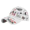Cappellino bianco con stampe graffiti colorate e motivi in stile street urban - Regolabile / Bianco
