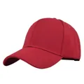 Gros plan sur la casquette de baseball rouge en coton avec sergé et broderie premium - Rouge