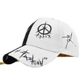 Casquette de baseball bicolore style graffiti avec sangle industrielle jaune - Contraste Noir-Blanc & Sangle Jaune