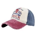 Gorra trucker desgastada con estampado de calavera y diseño de bloques de color - Ajustable 54-59 / Burdeos + Azul Marino