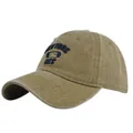 Nahaufnahme der Vintage Khaki Baseballkappe mit 3D-Stickerei New York 1962 und Baumwolle - Khaki