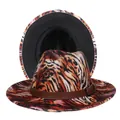 Chapeau Fedora à motif tigre avec ceinture en cuir marron et dessous de bord noir uni - M (56-58cm) / Extérieur Rayures de Tigre Doublure Noire