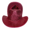 Détail d'un chapeau de cow-boy à paillettes fuchsia avec brillance et doublure intérieure - Rouge Rose