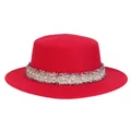 Klassischer hellroter flacher Wollhut mit breiter Krempe und Perlen-Flechtband-Besatz - M (56-58cm) / Rot