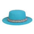 Eleganter hellblauer Wollfilz-Boater-Hut mit Perlenband-Verzierung für Damen - M (56-58cm) / Seeblau