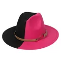 Détail du chapeau fedora bicolore avec bande en cuir et boucle en métal doré - M (56-58cm) / Style Boucle Fer à Cheval / Noir/Rouge rose