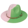 Détail d'un fedora bicolore rose et vert avec ceinture en cuir marron et boucle dorée - M (56-58cm) / Style Boucle Fer à Cheval / Vert fruit et rose