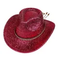 Détail d'un chapeau de cowboy à paillettes rose avec ruban strass et cordon perlé - Rose rouge