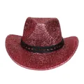 Gros plan d'un chapeau de cowboy rouge foncé avec paillettes et sangle tressée noire - M (56-58cm) / Pincé à l'Avant / Rouge pastèque