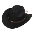 Vue détaillée du chapeau de cowboy en laine noire avec décoration tête de taureau - Style Bande à Rivets Tête de Taureau (171-C Noir)