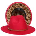 Dettaglio cappello fedora rosso con fodera leopardata e cinturino in ecopelle marrone - Taglia unica(56-58cm) / Rosso (237-G)