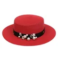 Cappello di paglia rosso da donna con eleganti perline e decorazioni floreali - Stile Fiore di Perla (304A) / Rosso
