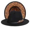 Cappello Fedora nero con tesa leopardata e accessorio decorativo a foglia dorata - Taglia unica(56-58cm) / Nero (241-D)