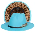 Cappello fedora blu con tesa leopardata e dettaglio di piuma dorata sulla fascia - Taglia unica(56-58cm) / Azzurro (241-J)