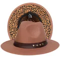 Cappello fedora marrone a tesa larga con interno leopardato e cinturino borchiato - Taglia unica(56-58cm) / Cammello (239-E)