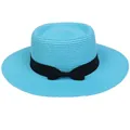 Hellblauer Boater Strohhut mit breiter Krempe, schwarzem Band und Zierschleife - Einheitsgröße(56-58cm) / Schwarze Schleife Band (315E-See-Blau)