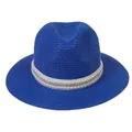 Chapeau Panama en paille bleu vif pour femme avec perles blanches et chaîne dorée - 56-58cm / Décoration Double Rangée Perles Chaîne Or / 344-B Bleu Roi