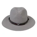 Chapeau Panama gris en paille avec tête de taureau et bande en cuir cloutée - 56-58cm / Bande de Cuir à Rivets Tête de Taureau / Gris