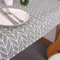 Noords tafelkleed van katoen en linnen met grijs en wit geometrisch pijlpatroon - 60*60cm / Grijze Pijl