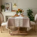 Rechthoekig jacquard tafelkleed in oudroze met witte kwastjes voor tafeldecoratie - 60*60cm / Khaki Basis Crème Ring Met Kwastjes