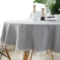 Minimalistische graue runde Tischdecke in Leinenoptik mit weißen Fransenquasten - Durchmesser 150CM / Hellgrau