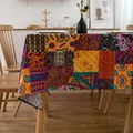 Dettaglio della tovaglia patchwork boho con intricati motivi paisley e mandala floreali - 100x140 / Puzzle Colorato