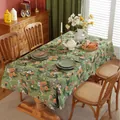 Gedetailleerd zicht op donkergroen jacquard tafelkleed met paardenbloemmotieven in de eetkamer - 60*60cm / Groene Paardenbloem