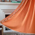 Tende in lino cotone terracotta con nappe bianche per l'arredamento della camera - 140x220cm / Arancione Zucca / Tipo Occhiello