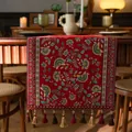Vintage rode tafelloper met jacquard bloemenpatronen en kleurrijke kwastjes decoratie - 35x120cm / Jacquard Rode Ranken Met Rode Kwast