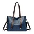 Borsa tote in ecopelle blu navy con manici a contrasto marroni e tracolla regolabile - Blu