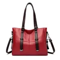 Borsa tote classica in pelle martellata rosso-marrone con tracolla e manici marroni - Rosso