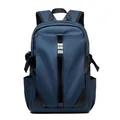 Wasserfester dunkelblauer Laptop-Rucksack mit grauen Reflexstreifen und Lederapplikationen - Blau