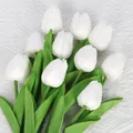 Künstliche weiße Tulpen aus PU-Material mit grünen Blättern für die Heimdekoration - Weiß