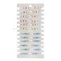 Set de 12 pulseras bohemias de conchas con cuentas turquesas en tarjeta de exhibición - Concha con Cuentas Blancas Y Azules
