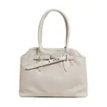 Minimalistische beige shopper met gestreepte textuur en decoratieve zilveren gesp - Grijs Groot