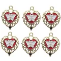 Set van 6 gouden hartvormige hangers met rood emaille, witte vlinders en zwarte kralen - Gouden Hart Witte Vlinder Bedel