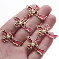 Cinco colgantes de cruz gótica con esqueleto en oro y esmalte rojo para joyería DIY - Dije de Cruz Calavera Oro Rojo