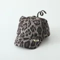 Dettaglio del cappellino leopardato per bambini con orecchie carine e coda a spirale - Neonato / Leopardo Grigio Chiaro