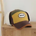 Gorro de invierno para niños con orejeras de forro polar y parche H-U-R de colores - 3-10 años / Estilo 2 Café Amarillo (H-U-R)