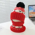 Rode gebreide wintermuts en nekwarmer set voor kinderen met schapenpatroon en zwarte pompon - Kinderen 3-8 Jaar (Elastisch) / Rood
