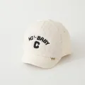 Beige baby winter baseball cap with sherpa fleece panel and embroidered letters - 48-52cm / HI! BABY C Beige (C Letter Beige)