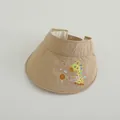 Light khaki sun visor for kids with yellow giraffe print and quick-dry fabric - Kids Adjustable Size / Giraffe-Khaki