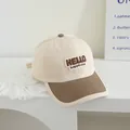 Detalle del bordado 3D HELLO Happiness en la gorra de béisbol de algodón para niños - 50-54cm / Beige