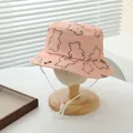 Dettaglio cappello alla pescatora rosa per bambini con stampe di orsi e laccio bianco - 50-52cm / Arancione